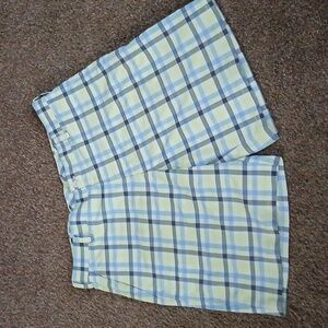 Nike dri- fir plaid golf shorts size 34